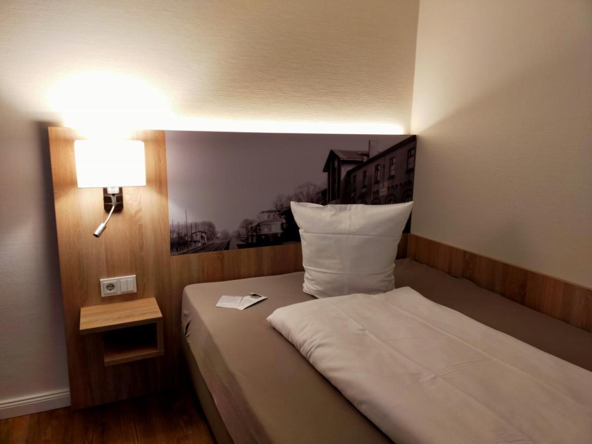 Hotel Xtra Gleis Hörstel Exteriör bild